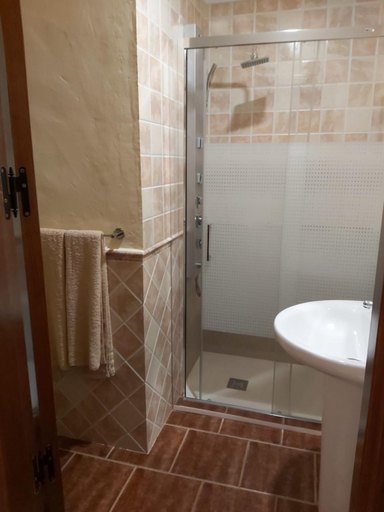 Bathroom 1, CASA RURAL EL OLIVO, Cáceres