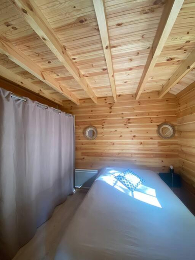 Le Chalet avec jacuzzi privatif, Loiret