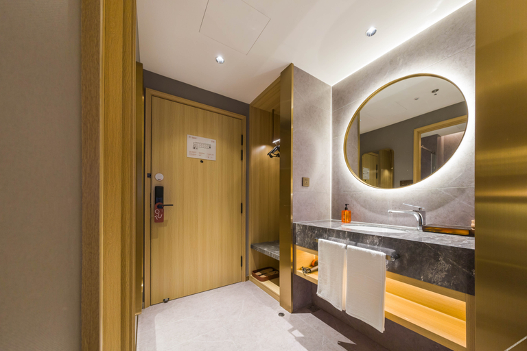 Bathroom 3, Orange Hotel Nantong Rugao Baipu, Nantong