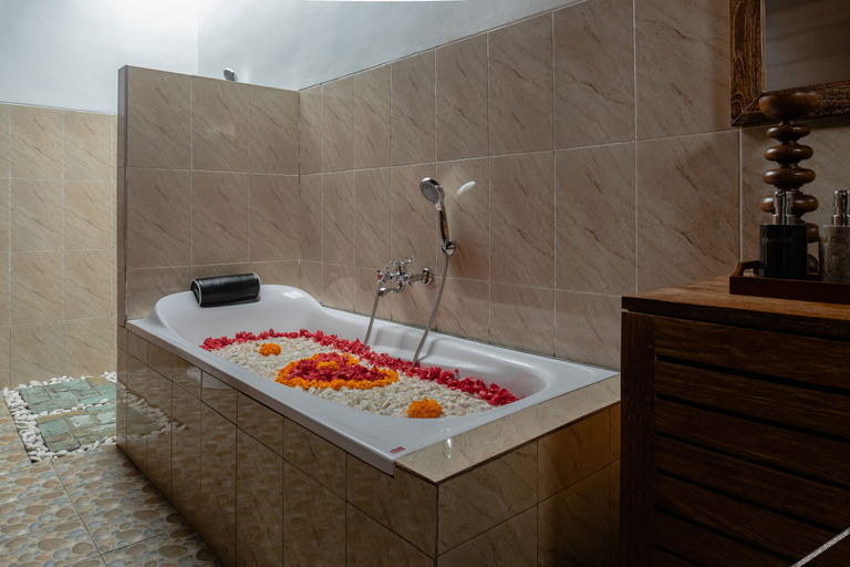 Bathroom 3, Sebatu Valley Villas by Puri Signatures, Gianyar