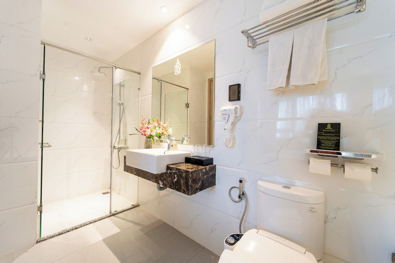 Bathroom 3
