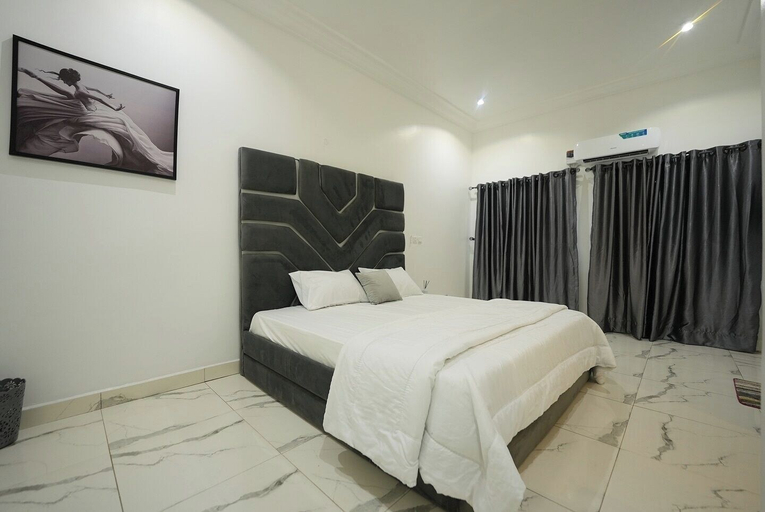 Room 5, OGI HOMES, AbujaMun