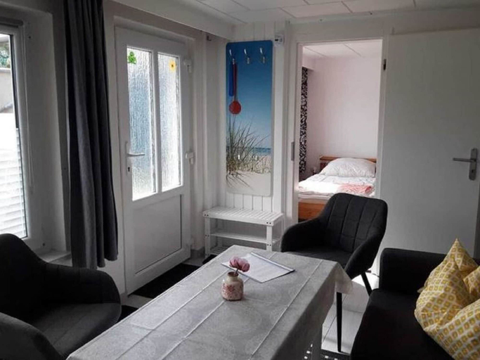 Bedroom 3, Bungalow in Neubukow mit Terrasse und Garten, Rostock