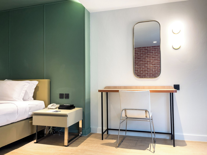 Bedroom 24