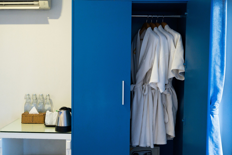Amenities 10