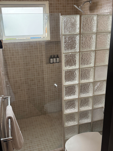 Bathroom 5, Luciana Hotel & Beach Club, Cozumel