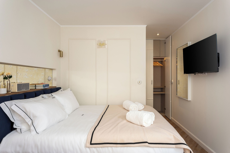 Bedroom 2, Saudade Center Alfama II, Lisbon