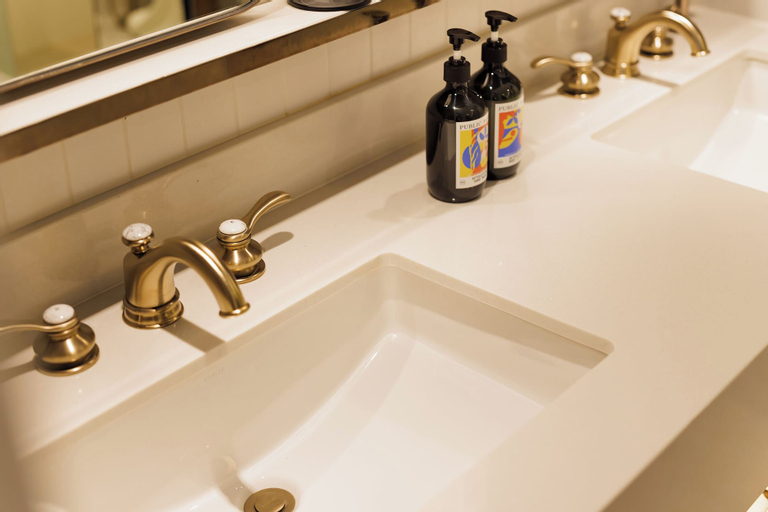 Bathroom 9