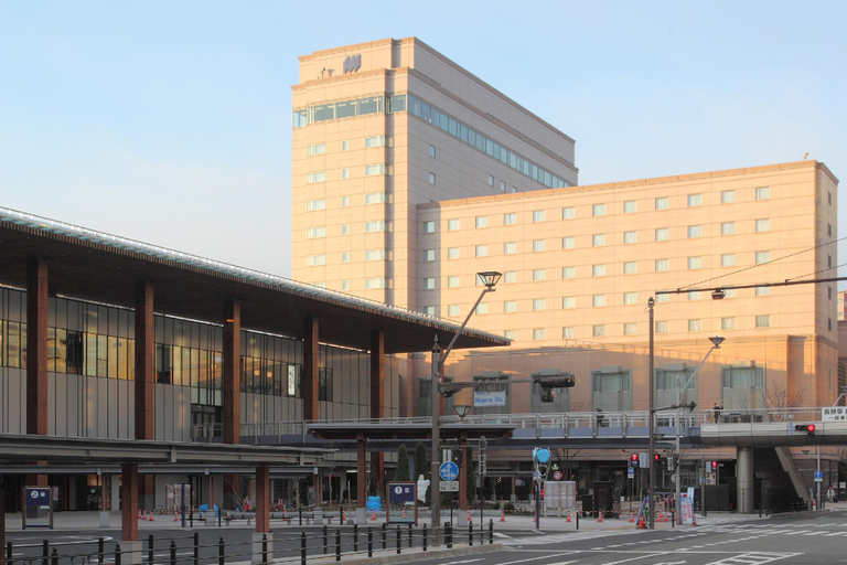 Exterior 2