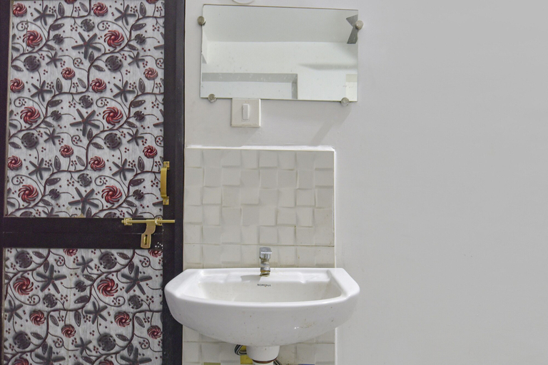 Bathroom 4, FabHotel Soni Palace - Ujjain Railway Station, Ujjain