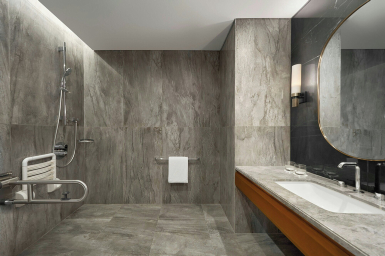 Bathroom 25