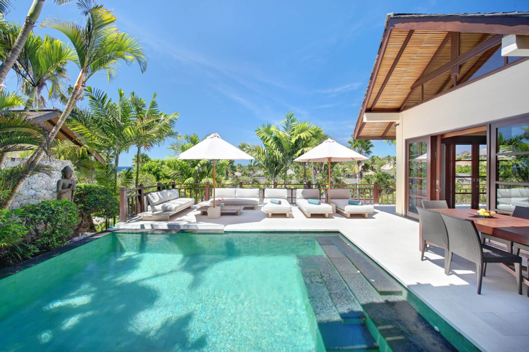 Swimming Pool 13