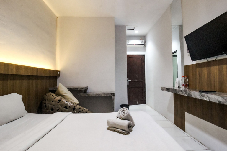 Bedroom 25