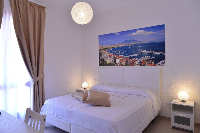 Bedroom 2, Villa Miriam, Napoli