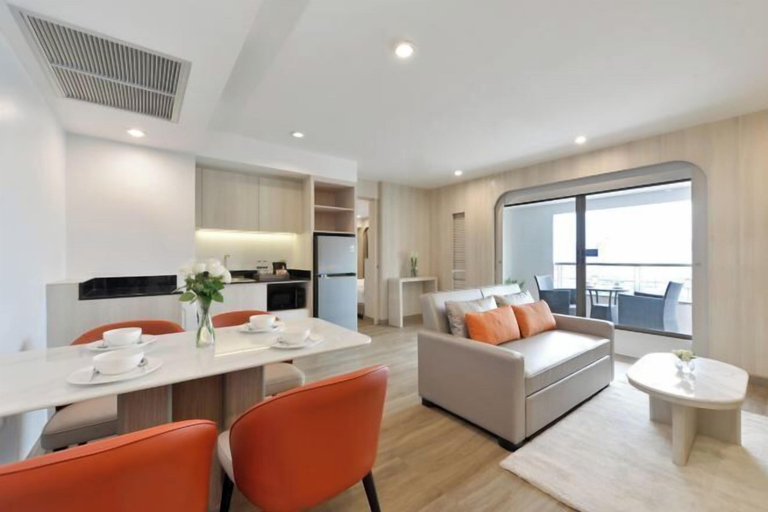 Dining Room 15