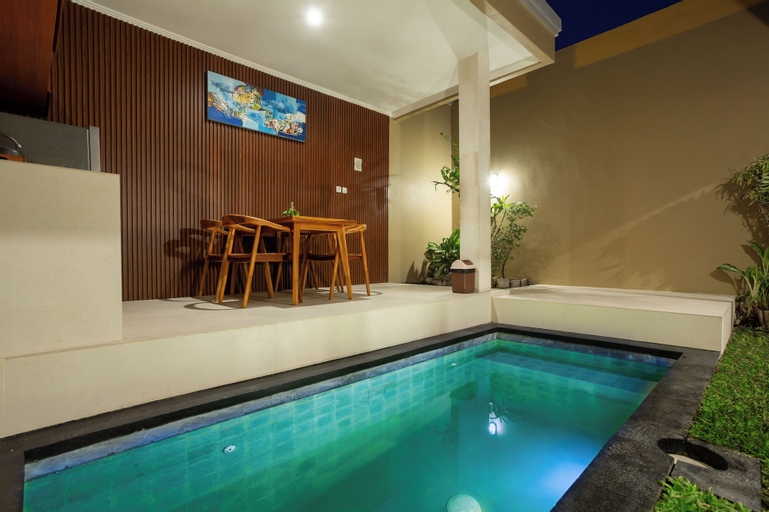 Swimming Pool 28