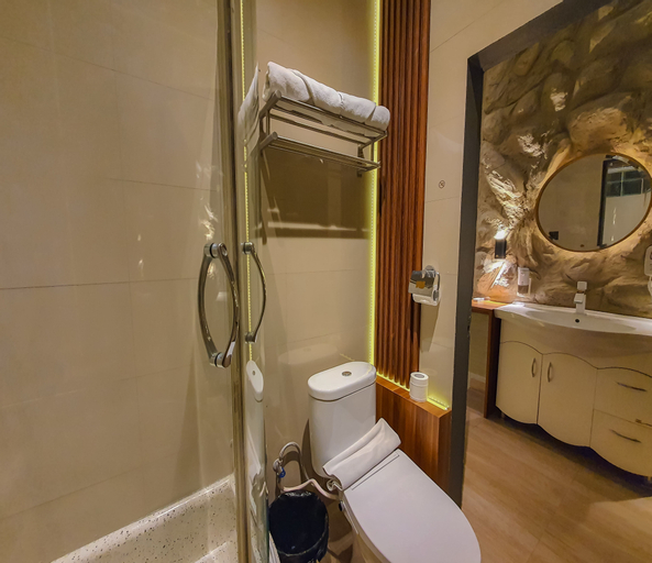 Bathroom 5