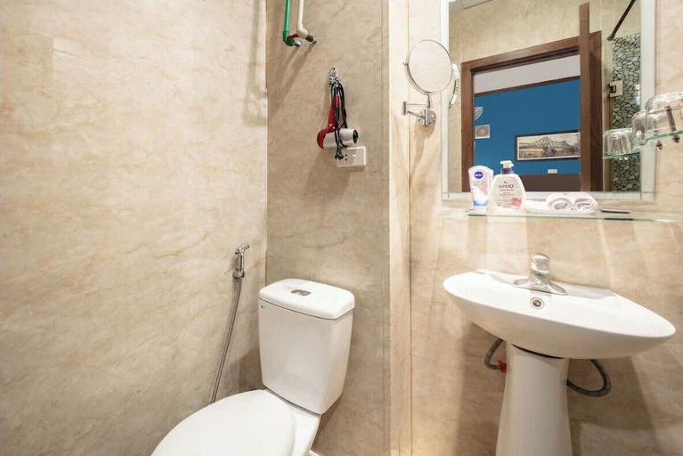 Bathroom 3, A25 hotel - 26 Hang Non, Hoàn Kiếm
