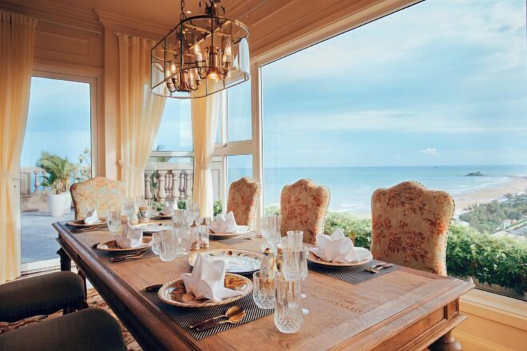 Dining Room 25