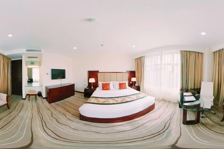 Bedroom 12