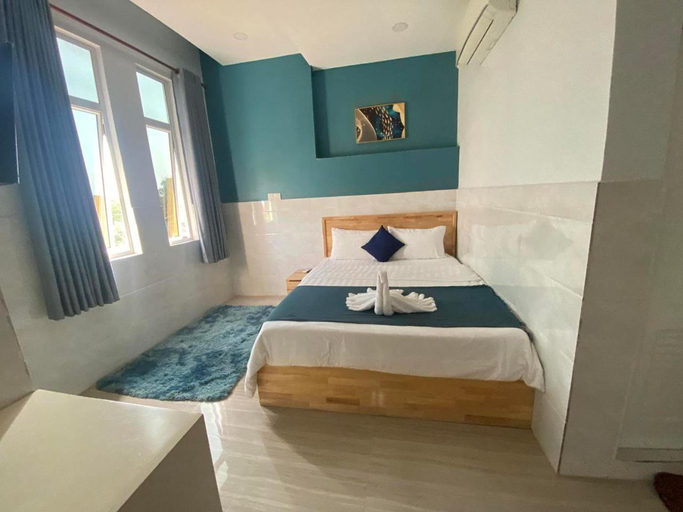 Bedroom 6