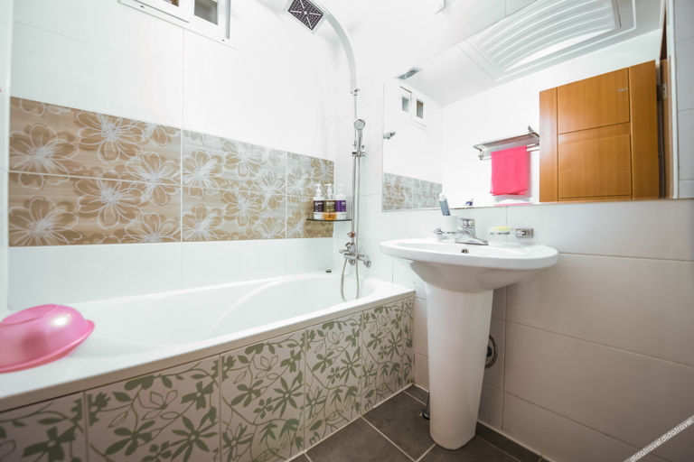 Bathroom 5, Sillim New Star, Gwanak