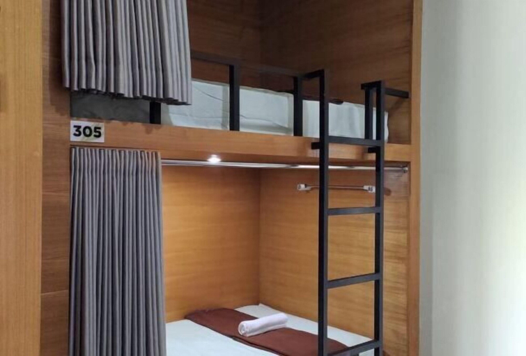 Bedroom 23