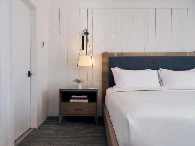 Bedroom 14