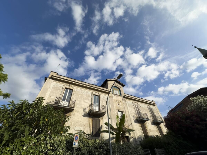 Exterior & Views 2, Lovely Garden Apartment in Beautiful San Saba, Roma