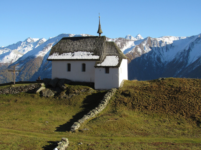 Others 4, Elegant Apartment in Fieschertal near Forest, Goms
