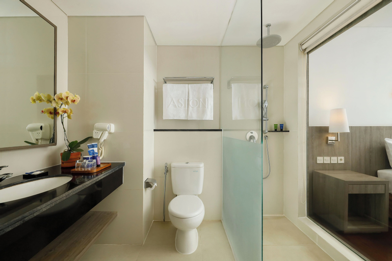 Bathroom 7