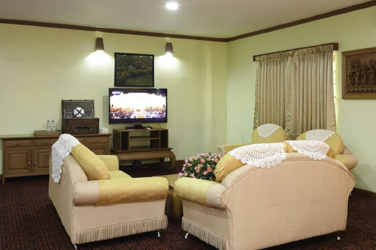 Others 5, Pathein Hotel, Bassein