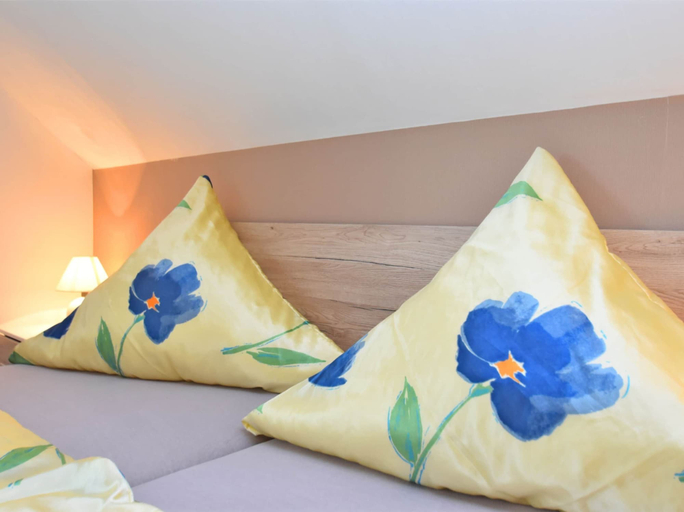 Bedroom 3, Gemutliches Familienapartment, Vogtlandkreis