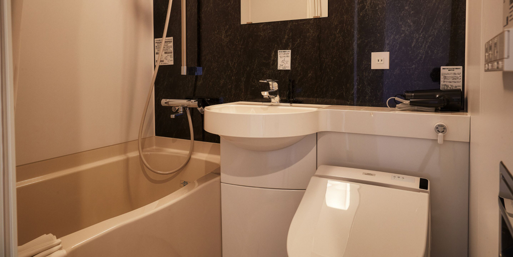 Bathroom 4, THE GRAND HOTEL GINOWAN, Ginowan