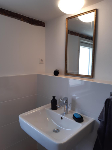 Bathroom 2, Pension Will, Tübingen