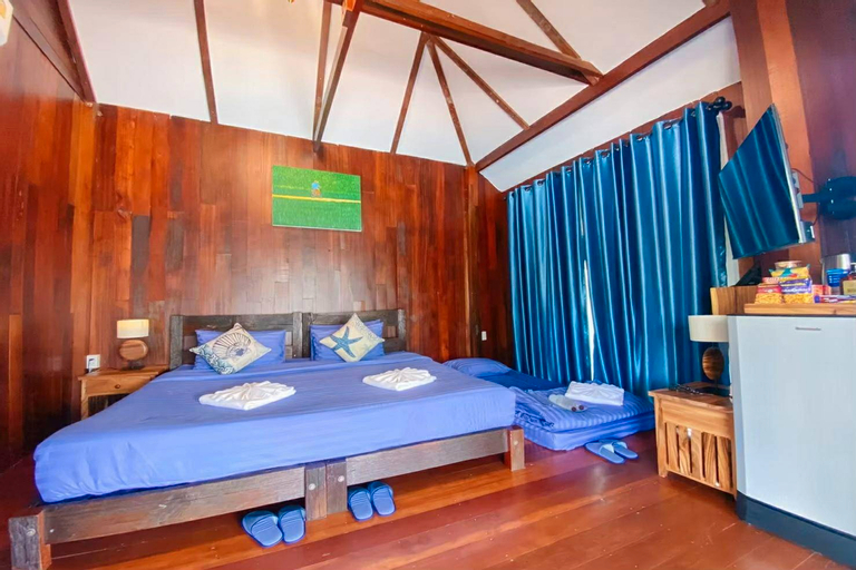 Bedroom 12