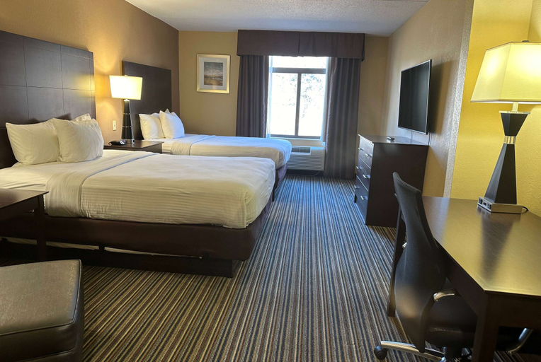 Bedroom 4, Wingate by Wyndham Harrisburg Near Hershey, Dauphin