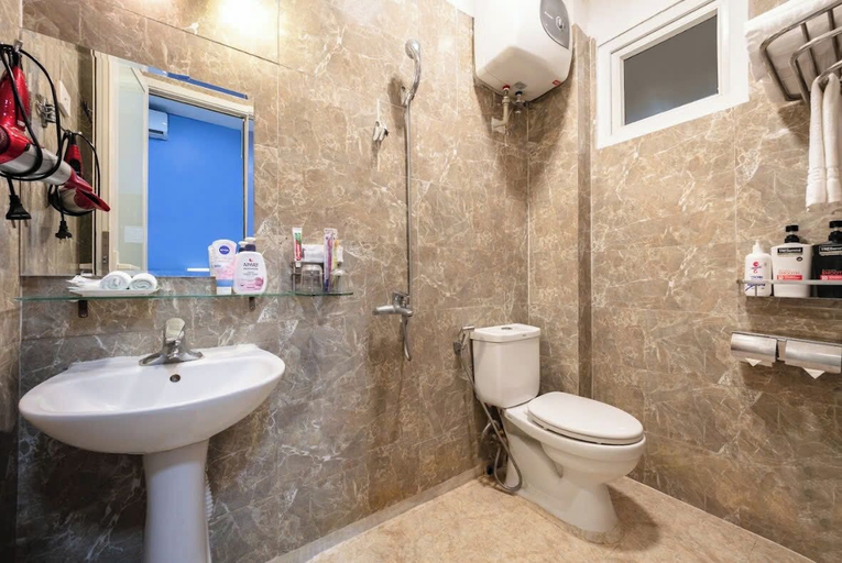 Bathroom, A25 Hotel - 385 Hoang Quoc Viet, Cầu Giấy