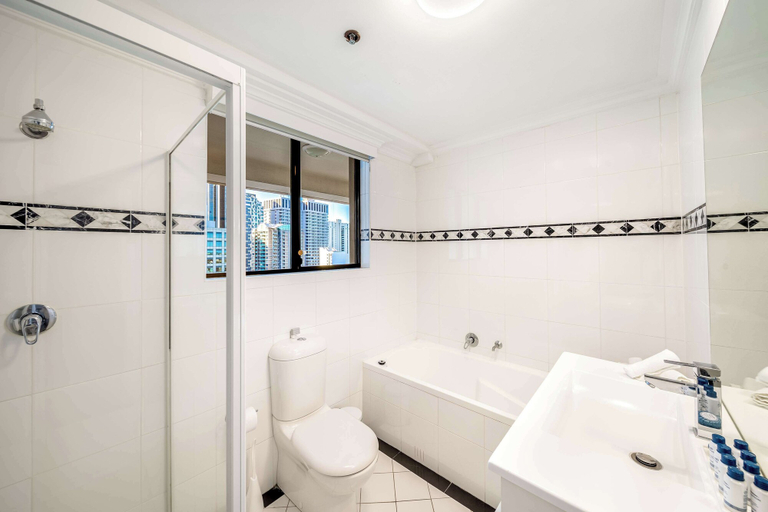 Bathroom 13