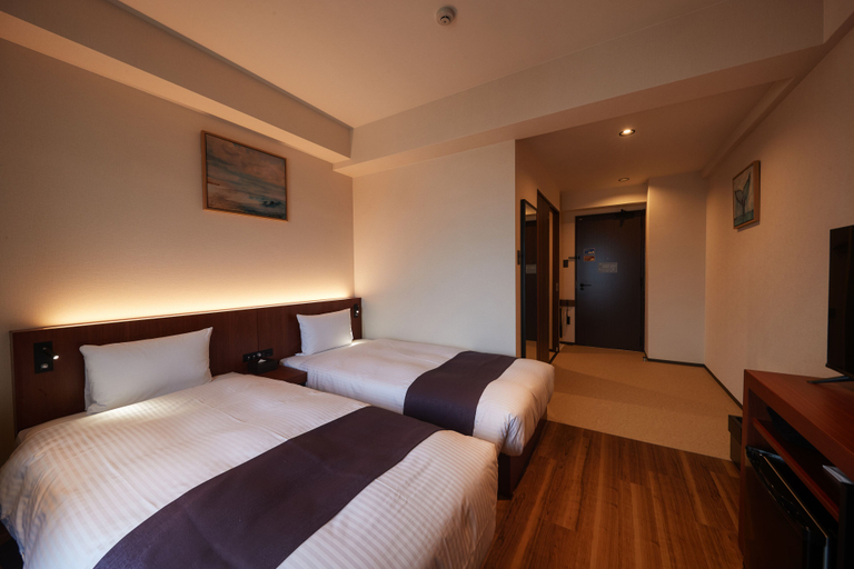 Bedroom 3, THE GRAND HOTEL GINOWAN, Ginowan