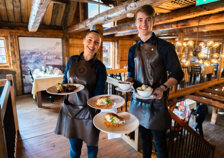 Food & Drinks 4, Svinøya Rorbuer, Vågan