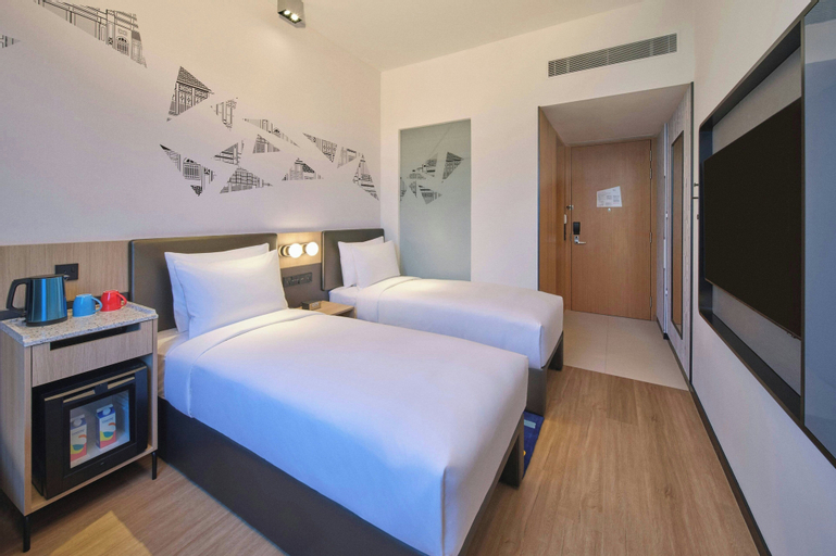 Bedroom 12