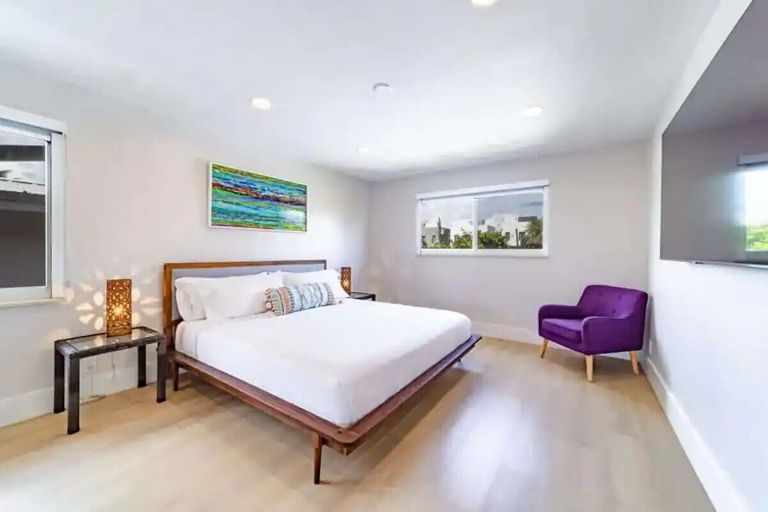 Bedroom 3, The Desoto Inns, Broward