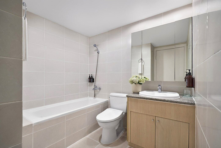 Bathroom 15