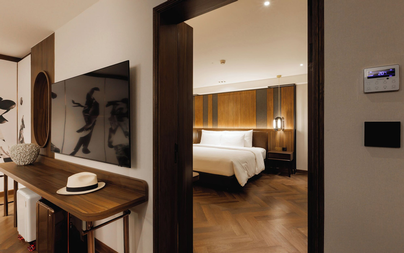 Bedroom 16