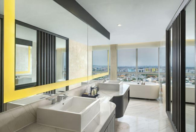 Bathroom 9