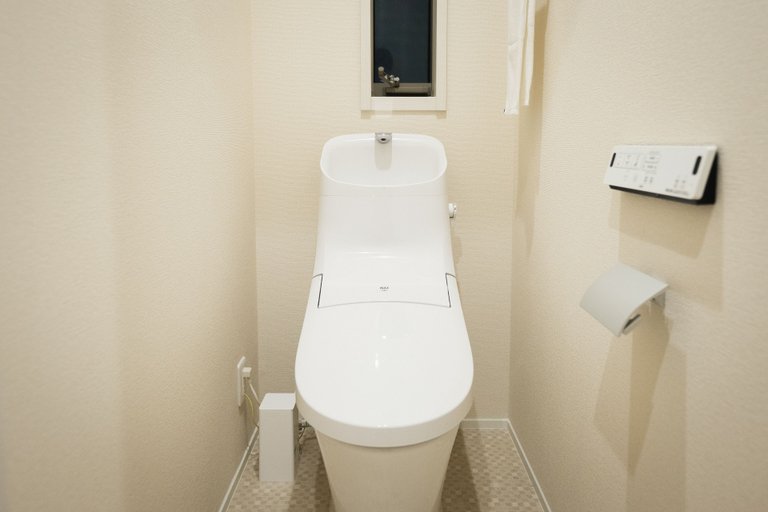 Bathroom 4, Vieuno Stay Hakata 2, Fukuoka