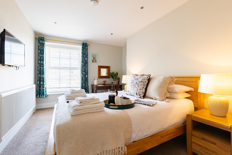 Others 1, Red Lea Apartments with Pool and Spa, North Yorkshire