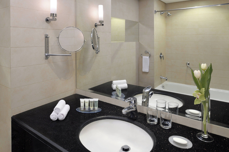 Bathroom 4, Courtyard by Marriott Riyadh Diplomatic Quarter, Riyadh