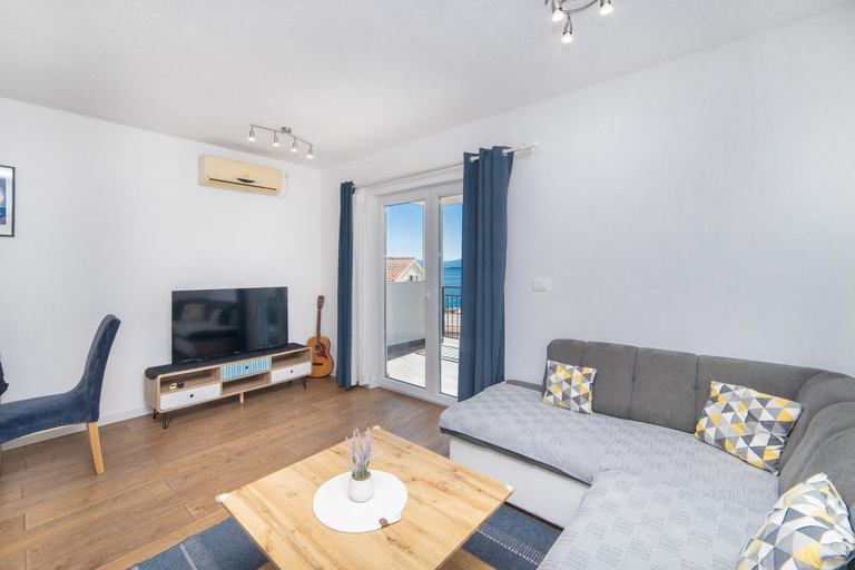 2, Apartments Ferdo, Podgora